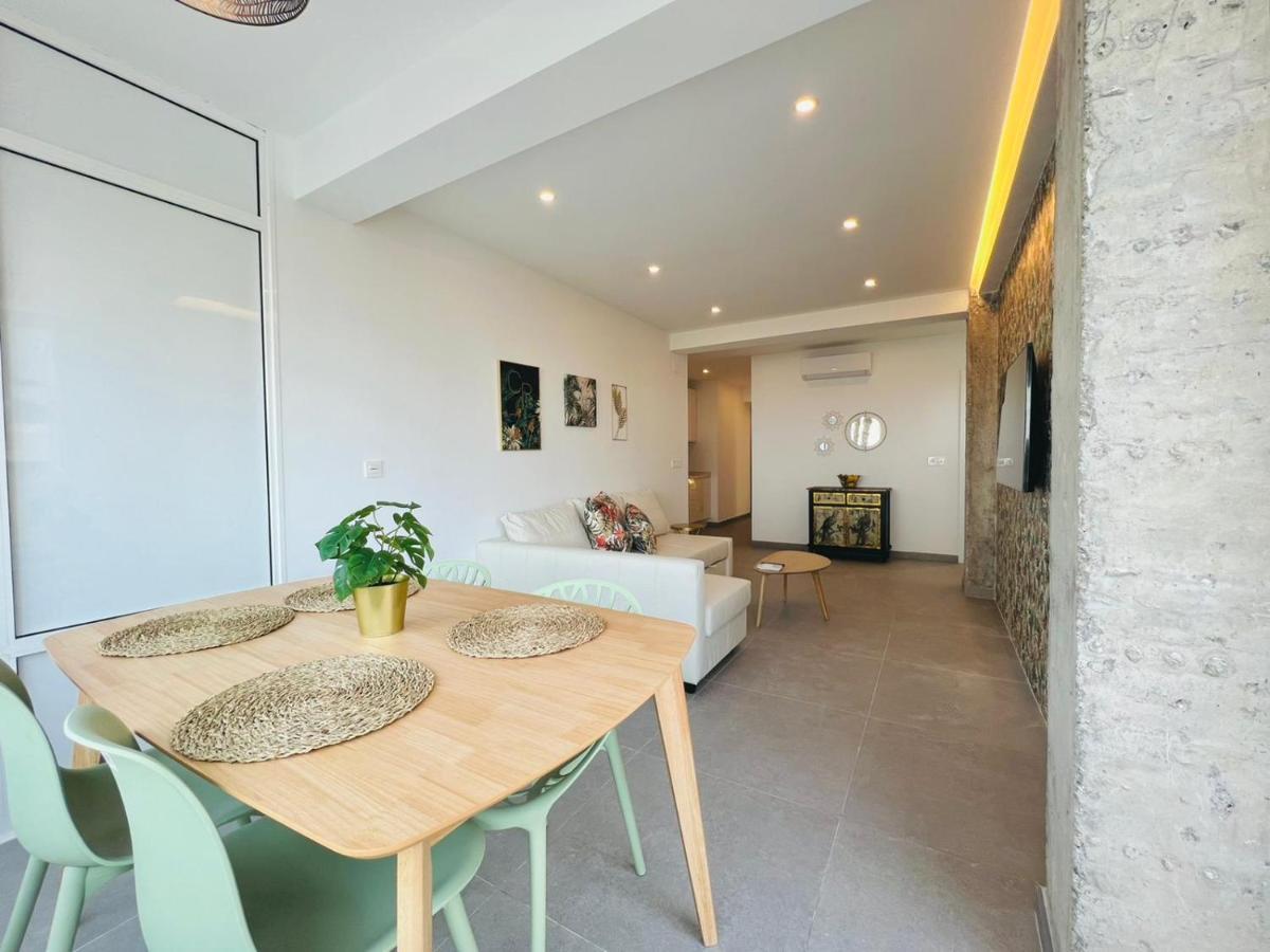 Malagueta Beach I & Private Terrace By Ele Apartments Malaga Exterior photo